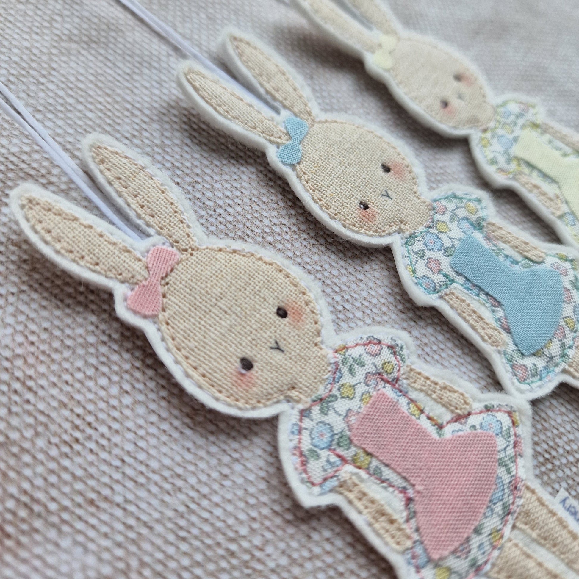 Decoration - Spring Bunnies