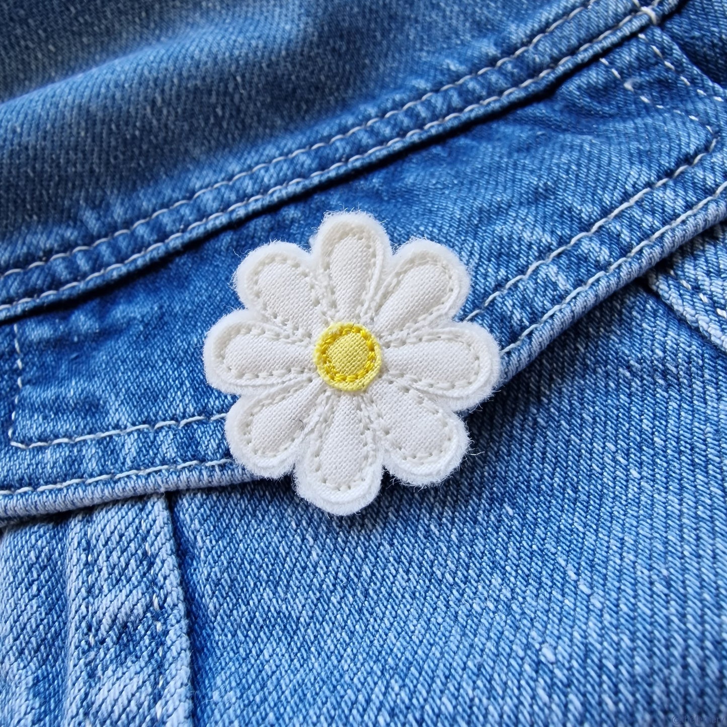 Daisy Brooch